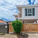 Sunflower Pool Villa Central Pattya