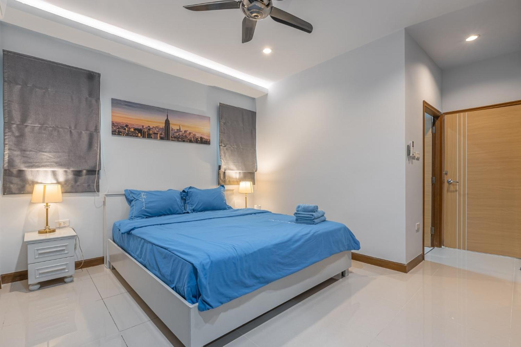Sunflower Pool Pattya Villa