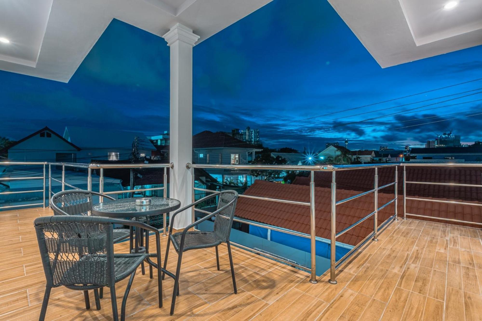 Villa Sunflower Pool Pattya